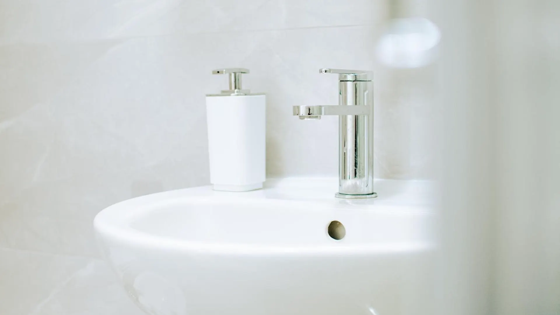 Cavahome نابولي شقة